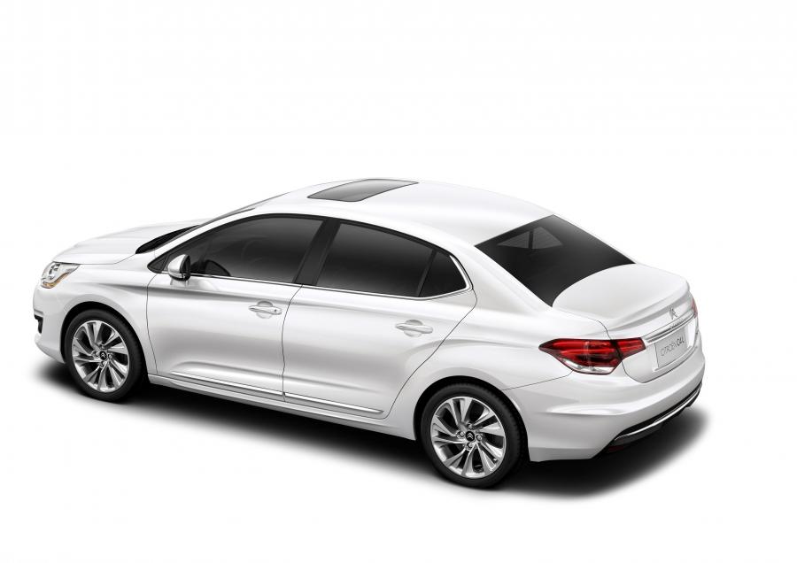  Citroen C4 L 2012 года  (фото 16 из 30)